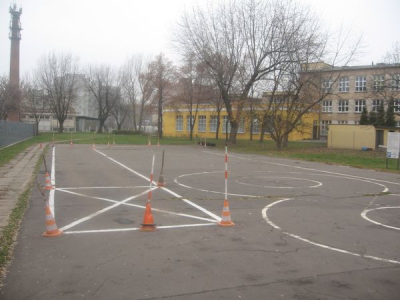Q-Mobil. Ośrodek szkolenia kierowców — zdjęcie 8