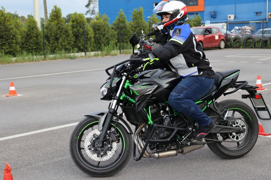 Auto Szkoła Premium Tomasz Holz — zdjęcie 17