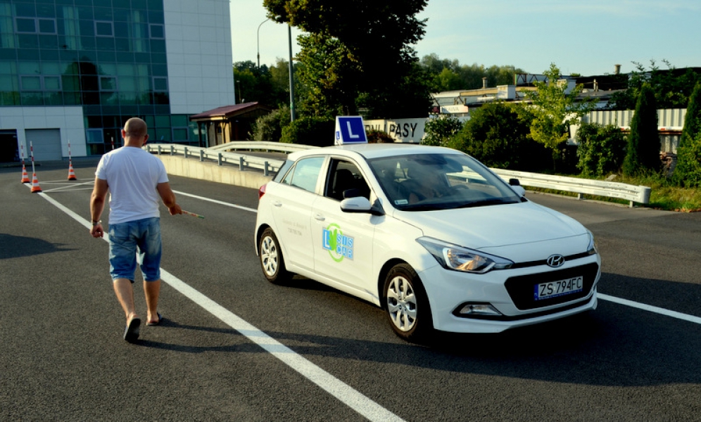 Nauka Jazdy Sis-Car — zdjęcie 4