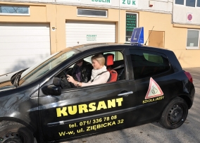 Kursant. Szkoła jazdy, kursy, szkolenia — zdjęcie 2