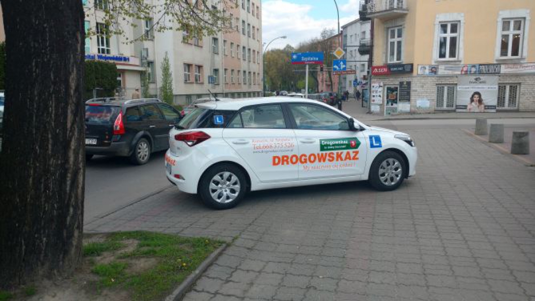 DROGOWSKAZ — zdjęcie 1