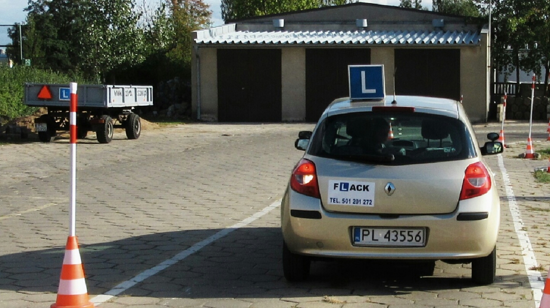Flack Marek. Ośrodek szkolenia kierowców — zdjęcie 2