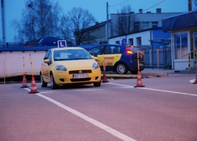 MŁODZIEŻOWE CENTRUM SZKOLENIA KIEROWCÓW — zdjęcie 6