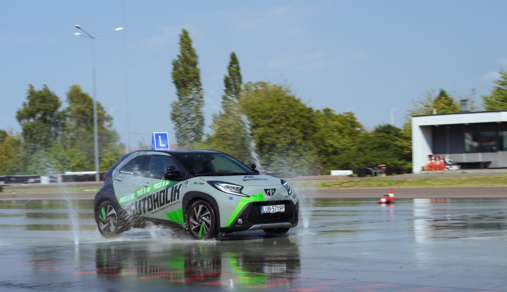 AUTO-HOLIK — zdjęcie 1