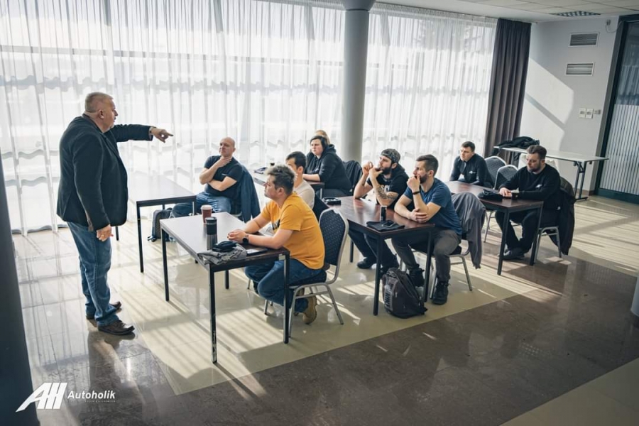 AUTO-HOLIK — zdjęcie 6