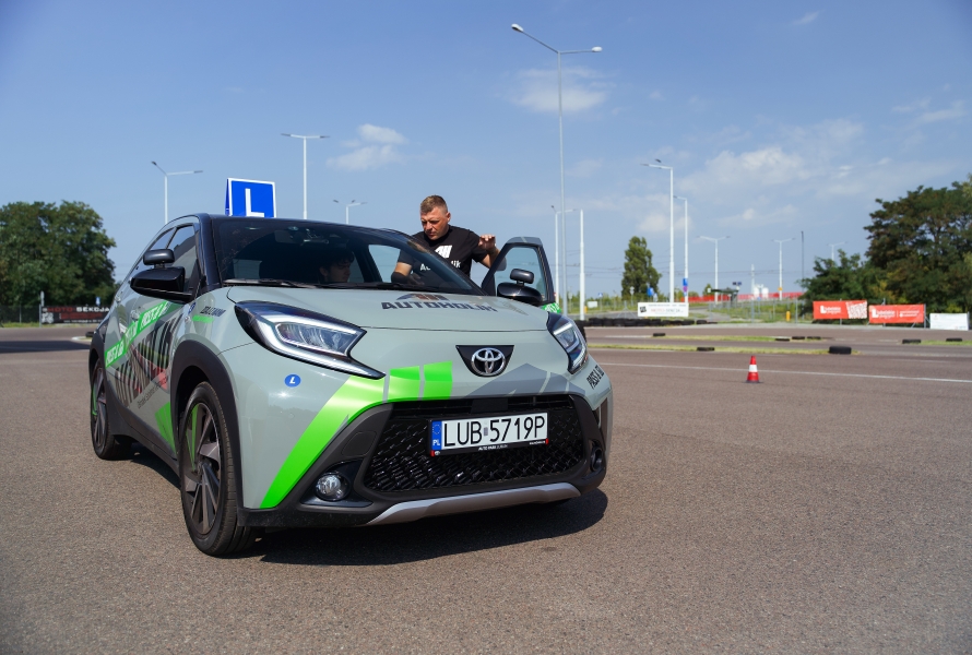 AUTO-HOLIK — zdjęcie 9