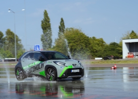 AUTO-HOLIK — zdjęcie 1